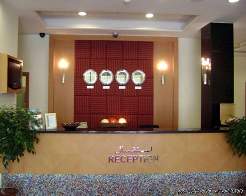 Grand - Al Barsha Апарт-готель