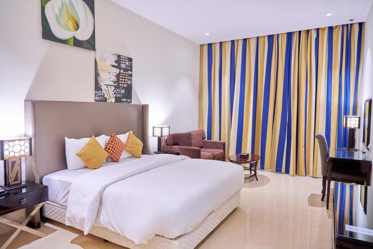 Grand - Al Barsha Апарт-готель 3*