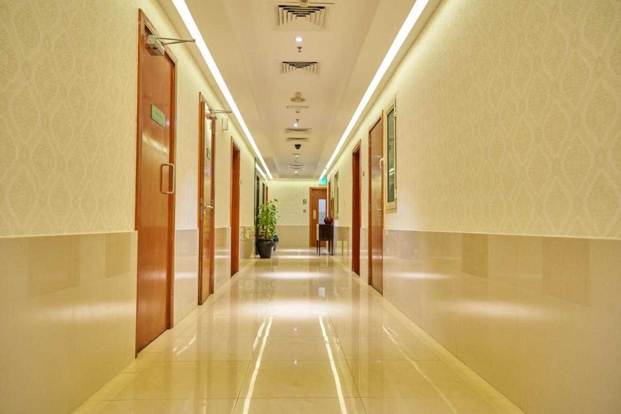 Grand - Al Barsha Дубай