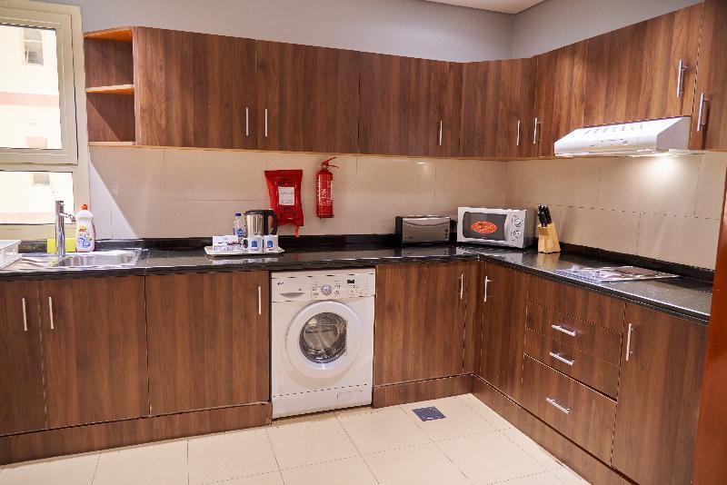 Grand - Al Barsha Апарт-готель
